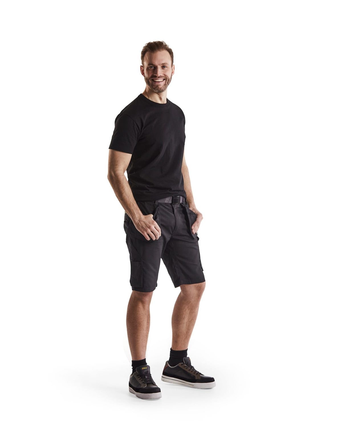 Service short 1494