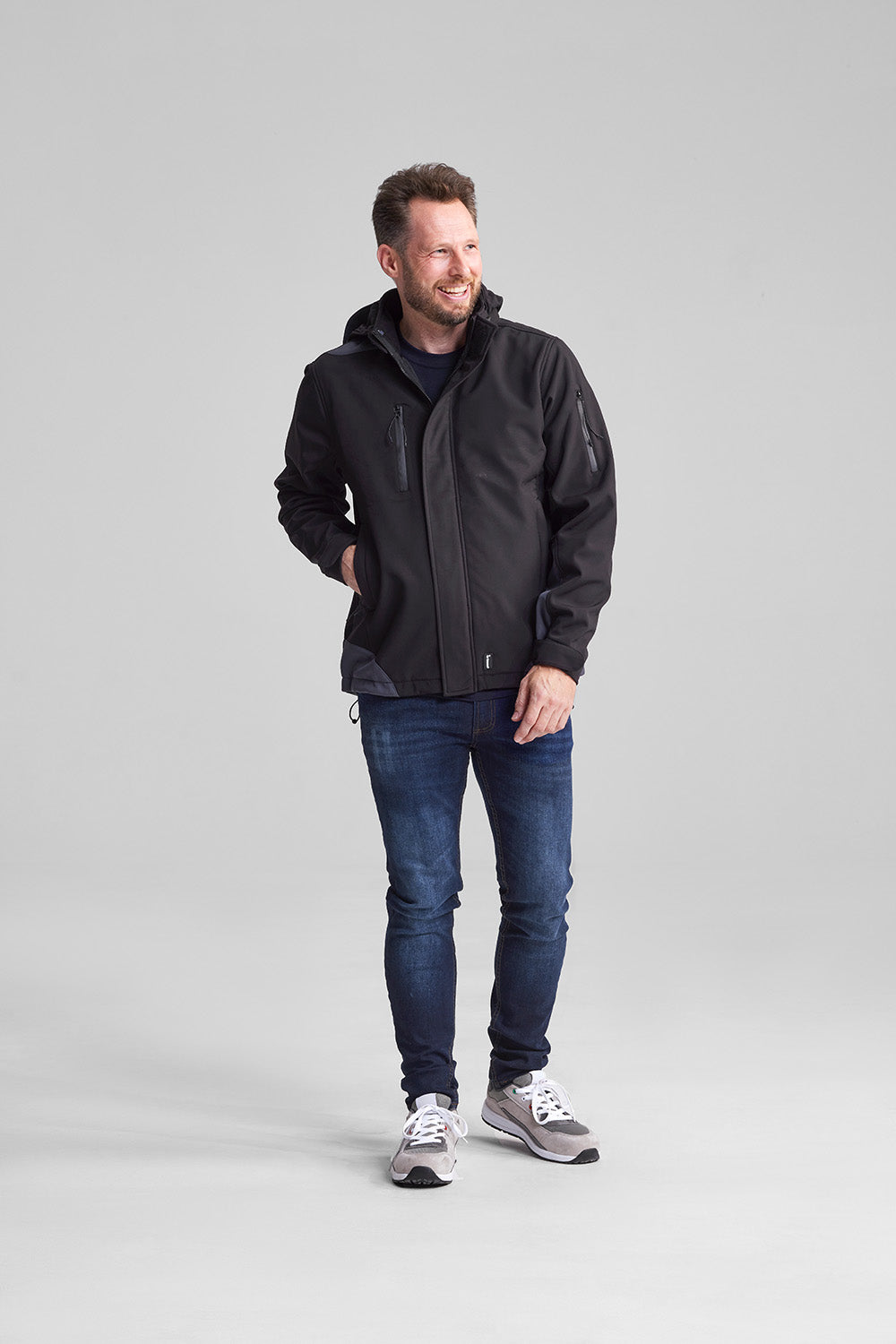Jayton Luxe Softshell Werkjas met Afritsbare Capuchon